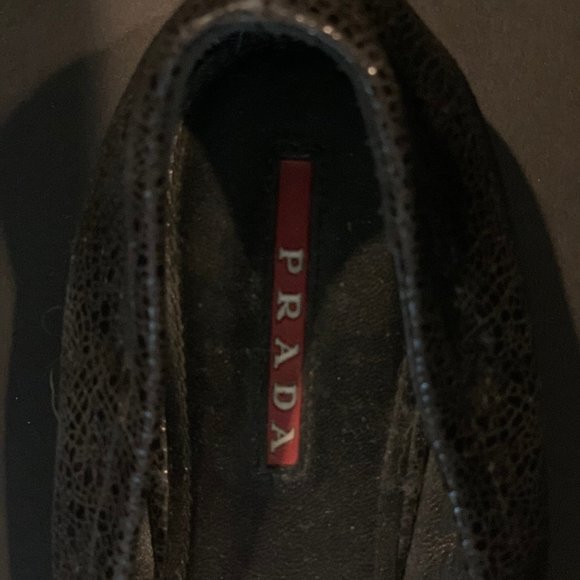PRADA Cracked Leather Bow Accents Ballet Flats 9.5 - Picture 5 of 5